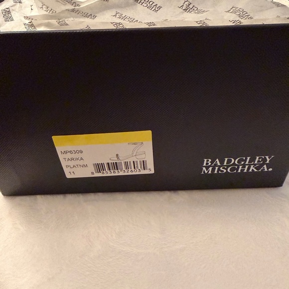 Badgley Mischka Gold Sandals - Picture 6 of 7